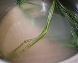 A picture of step 2 of Lemongrass rice.