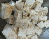 A picture of step 1 of Chilli Paneer.