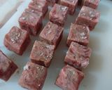 Foto langkah ke 2 dari resep Saikoro Beef Steak.