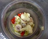 Hình bước làm 5 của món Bún bò Huế