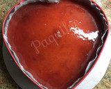 Foto del paso 6 de la receta Tarta de queso con confitura de fresa 🍓 y galleta integral de avena