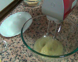 Foto del paso 1 de la receta: Bizcocho de naranja al microondas sin azúcar y sin gluten