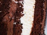 Tort cu ganache de ciocolată și crema de mascarpone cu ciocolată