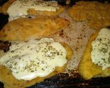 Foto del paso 3 de la receta: Milanesas de pollo con mostaza y hierbas
