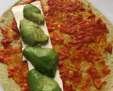 Foto del paso 6 de la receta: Wrap de espinacas con jamón ibérico y guacamole