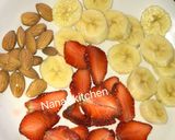 A picture of step 1 of Banana strawberry and almond smoothie.