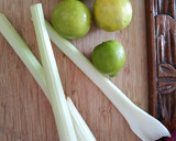 Foto del paso 1 de la receta: Agua de limón y apio 🍋🌱