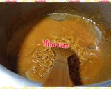 A picture of step 3 of Murmuray Ki Chikki.