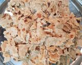 A picture of step 1 of Egg kothu chapati.