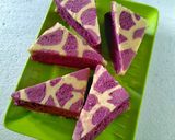 Foto langkah ke 4 dari resep Bolu Kukus Santan Bermotif.