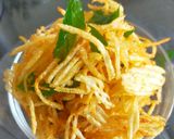 A picture of step 4 of Potato Lachha.