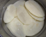 Foto del paso 1 de la receta: Quebab de pechuga de pollo al horno con patatas