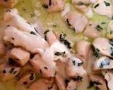 Foto del paso 3 de la receta: Salsa de verdeo con pollo