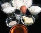 Foto del paso 1 de la receta: Pan de miel con azúcar perlado elaborado en la panificadora
