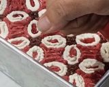 Foto langkah ke 3 dari resep Trio chocomoca batik cake.