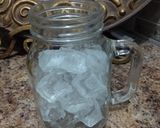 Foto del paso 3 de la receta: Agua de jamaica y ciruela