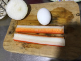 Rollos de lechuga con atún ahumado y surimi