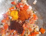 A picture of step 2 of Aloo Gobhi Matar curry.