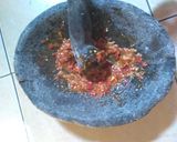 Foto langkah ke 2 dari resep Combro Daun Kucai.