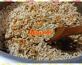 A picture of step 4 of Murmuray Ki Chikki.