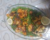 A picture of step 11 of Pan fried salmon with green beans and sauce.
