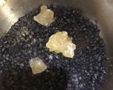 A picture of step 1 of Week 11: Black Bean Dessert with Grass Jelly.