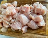 Une image de l'étape 4 de Poulet à la crème, champignons et épices.
