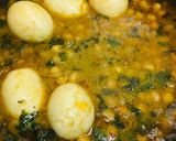 A picture of step 7 of Chanay with boiled eggs.
