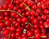 Hình bước làm 1 của món 🌱 Lý Chua Đỏ Xóc Muối Ớt - Ăn Vặt Giảm Cân