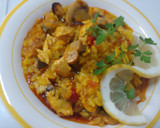 Foto del paso 4 de la receta: Arroz pollo y mejillones con caldo de Marisco