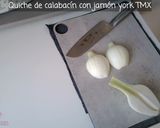 Foto del paso 3 de la receta: Quiche de Calabacín con Solomillo de Pollo TMX