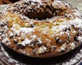 A picture of step 4 of Ring Cake with Walnuts and Dark Chocolate Shavings.