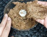 A picture of step 4 of Burghul kabab.
