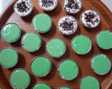 Foto langkah ke 5 dari resep Bolu kukus Pandan.