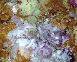 A picture of step 6 of Aloo ke prathay.