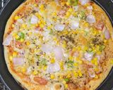 A picture of step 4 of Veg Pizza.