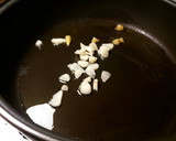 Foto del paso 3 de la receta: Chupito de jugo de coquinas, en salsa exótica