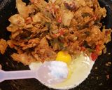 A picture of step 8 of Egg kothu chapati.