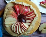 A picture of step 6 of Apple Galette.