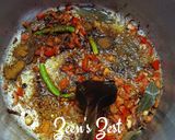 A picture of step 3 of Madhbi Chicken - Traditional Yemeni Rice Dish.