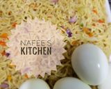 A picture of step 1 of Indomie and egg.