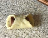 A picture of step 3 of Vegetarian Sausage Rolls pastries.