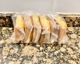 Foto del paso 1 de la receta: Pastel de flan con sobaos