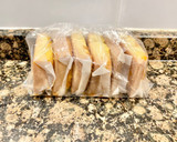 Foto del paso 1 de la receta: Pastel de flan con sobaos