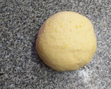 Foto del paso 4 de la receta: Rosca de Pascua rellena con crema pastelera de chocolate