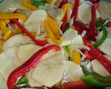 Foto del paso 1 de la receta Merluza al horno con pimientos