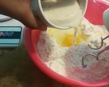 Foto langkah ke 2 dari resep Donat ubi.