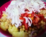 A picture of step 2 of Aloo chany ki khatti meethi chaat.
