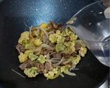 Foto langkah ke 4 dari resep Tumis Daging Sapi Kembangkol.