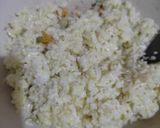 Foto langkah ke 2 dari resep Nasi Goreng Telur Sayur.